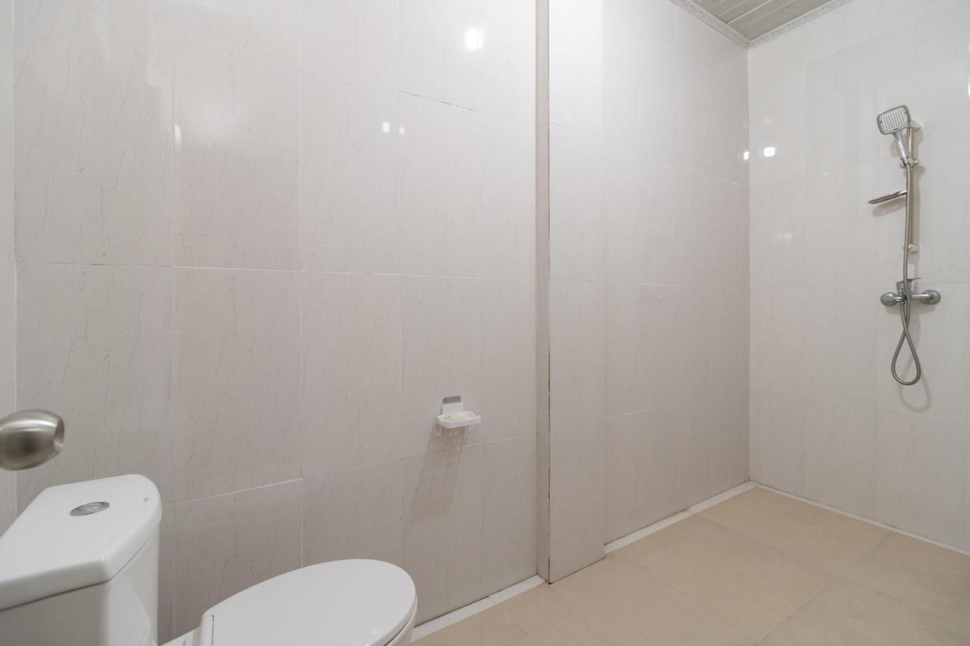 Urbanview Hotel Salsabilah Palembang By Reddoorz Kültér fotó